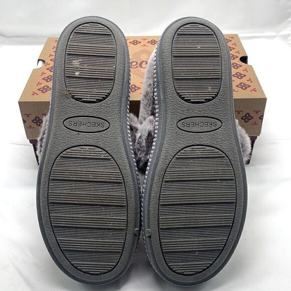 Skechers Woman's Cozy Campfire Pewter Dream Glam Metallic Faux Fur Slippers - Picture 12 of 14